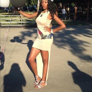 High low sleeveless dress